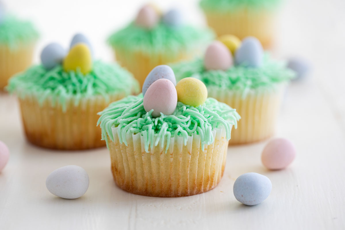 easter cupcakes